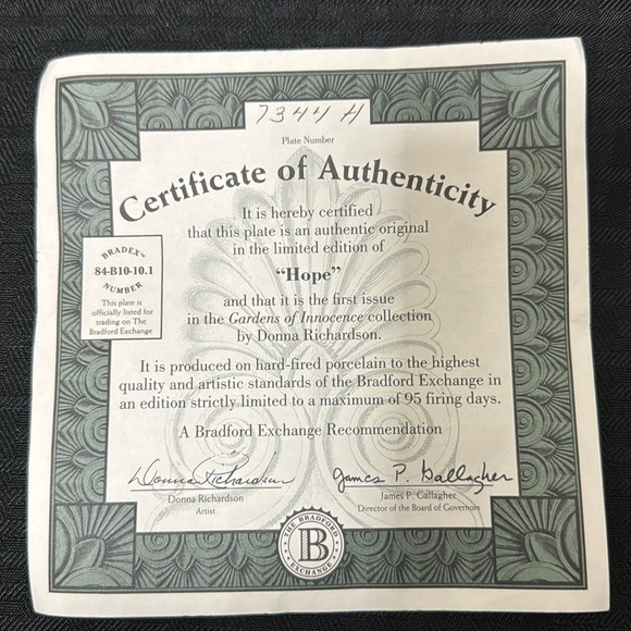 Gardens of Innocence Limited Edition “Hope” Plate by Richardson Bradford Exchang - Picture 15 of 17